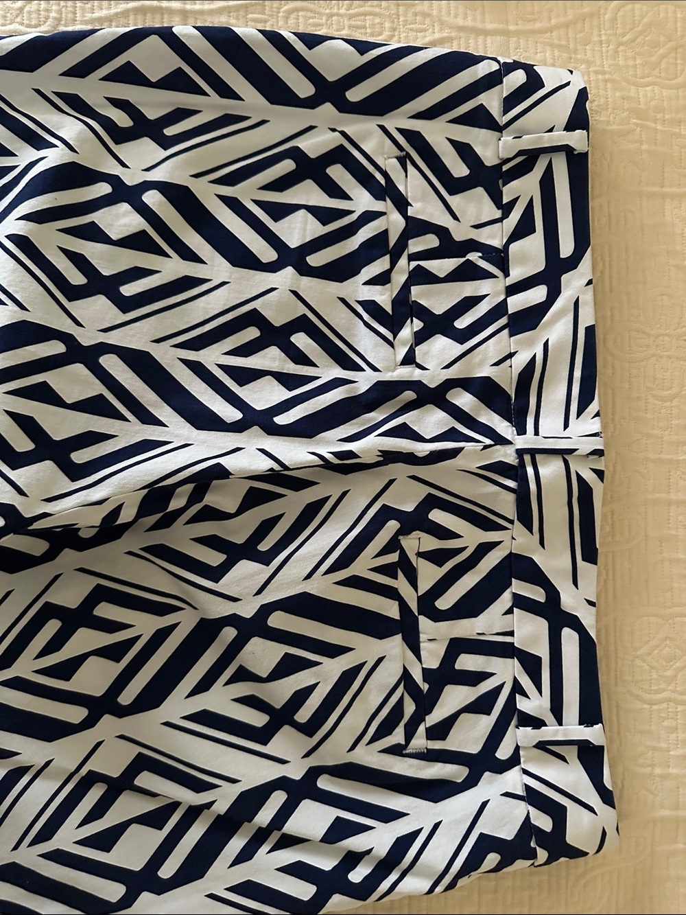 Banana Republic Navy and White Geometric Trousers - Picture 9 of 10